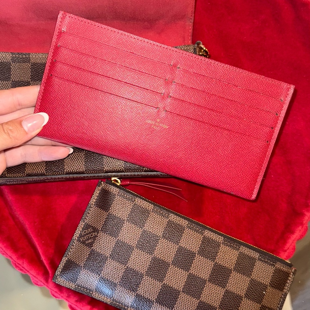 Louis Vuitton Brown Damier Ebene Chain Clutch - Picture 5 of 7